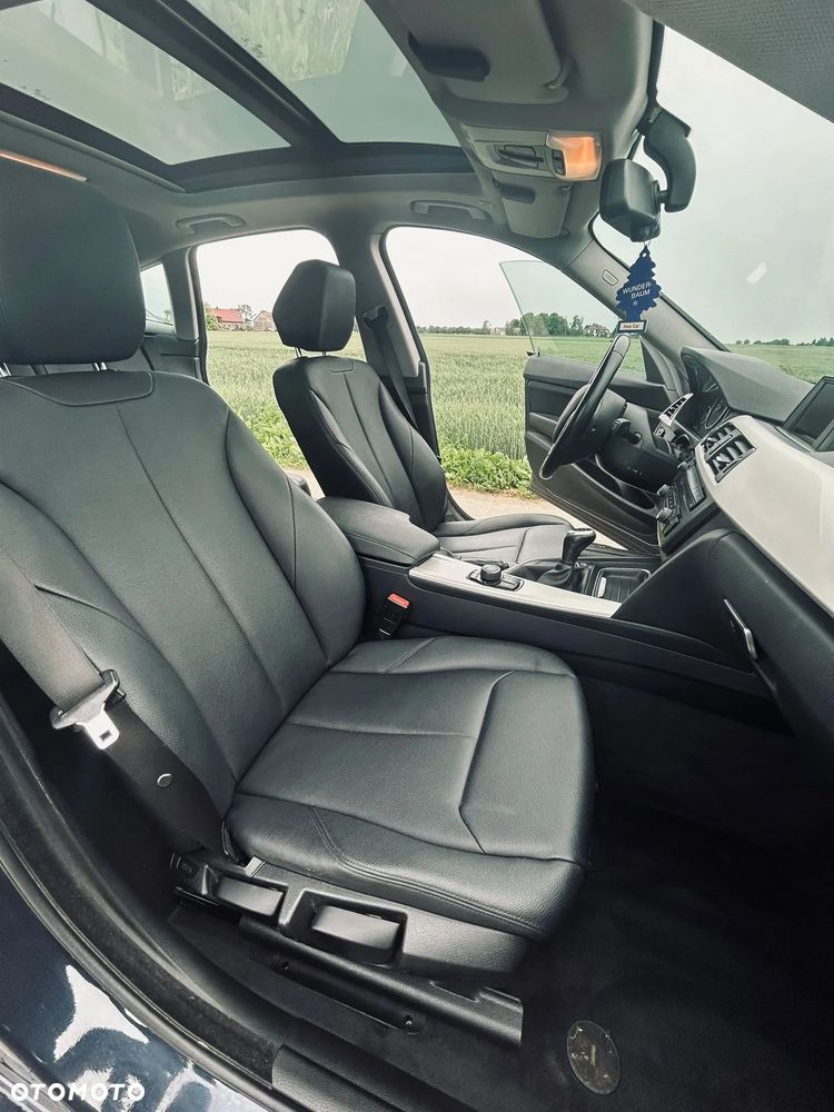 BMW 3GT 318d Luxury Line - 14