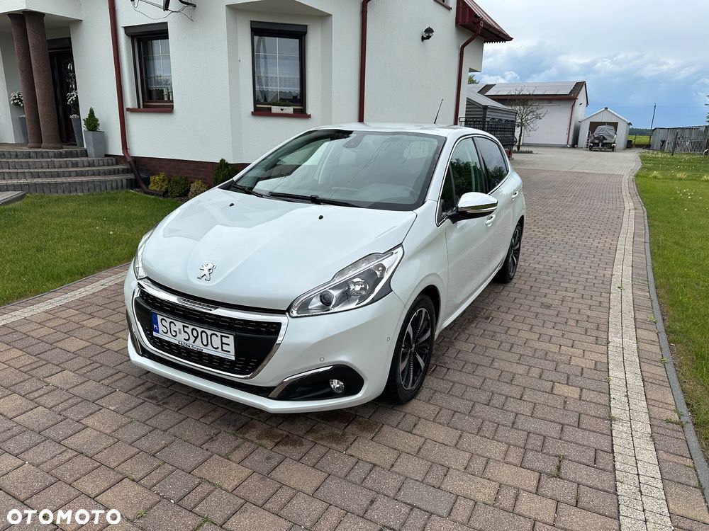 Peugeot 208 1.2 PureTech GPF Signature S&S - 1