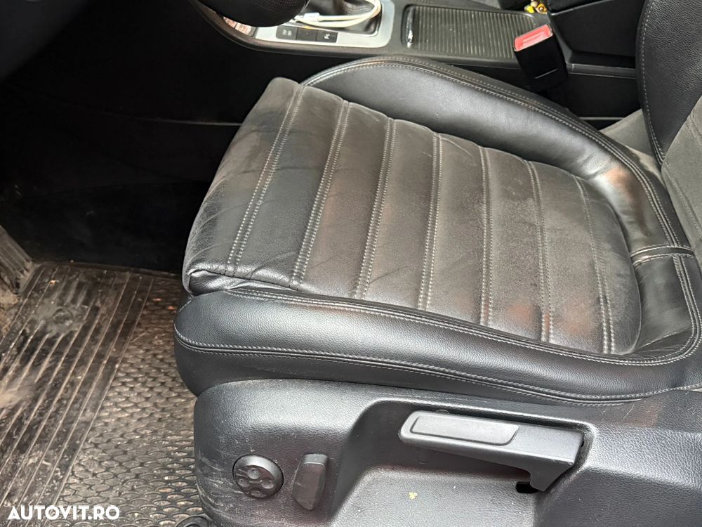 Volkswagen Passat Variant 2.0 TDI DPF Highline - 9