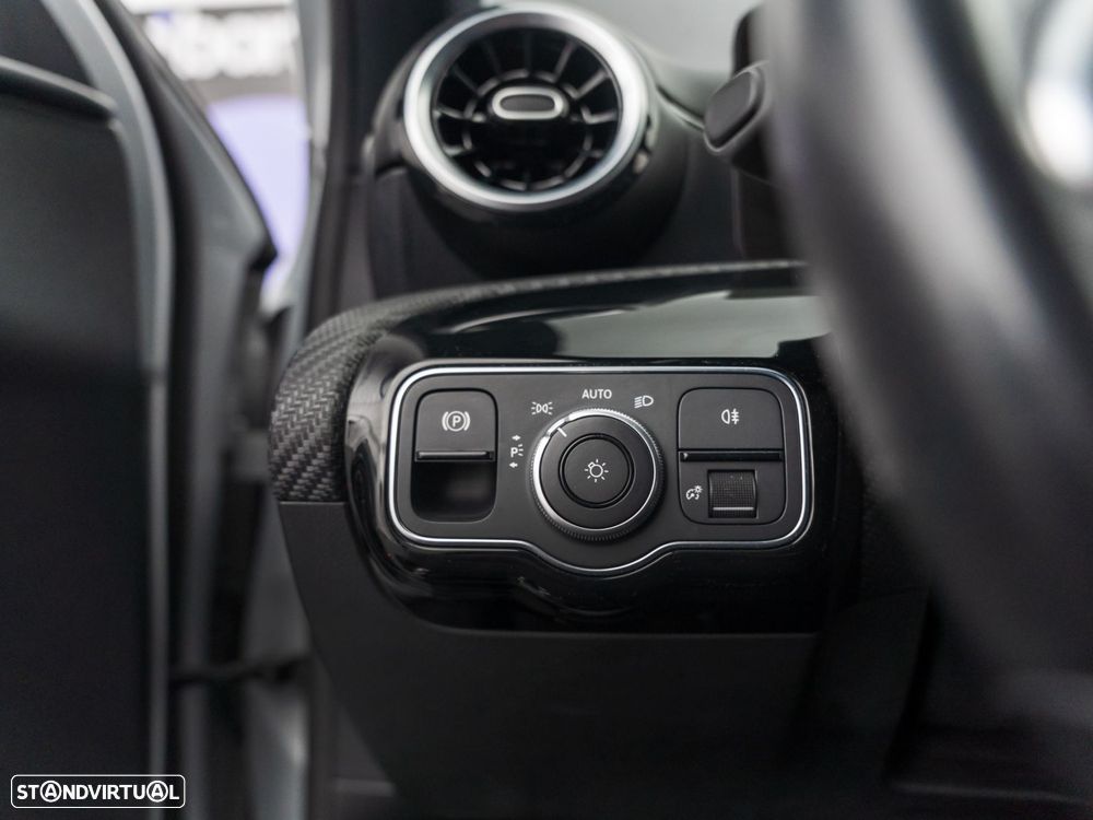 Mercedes-Benz A 250 e Style Plus - 19