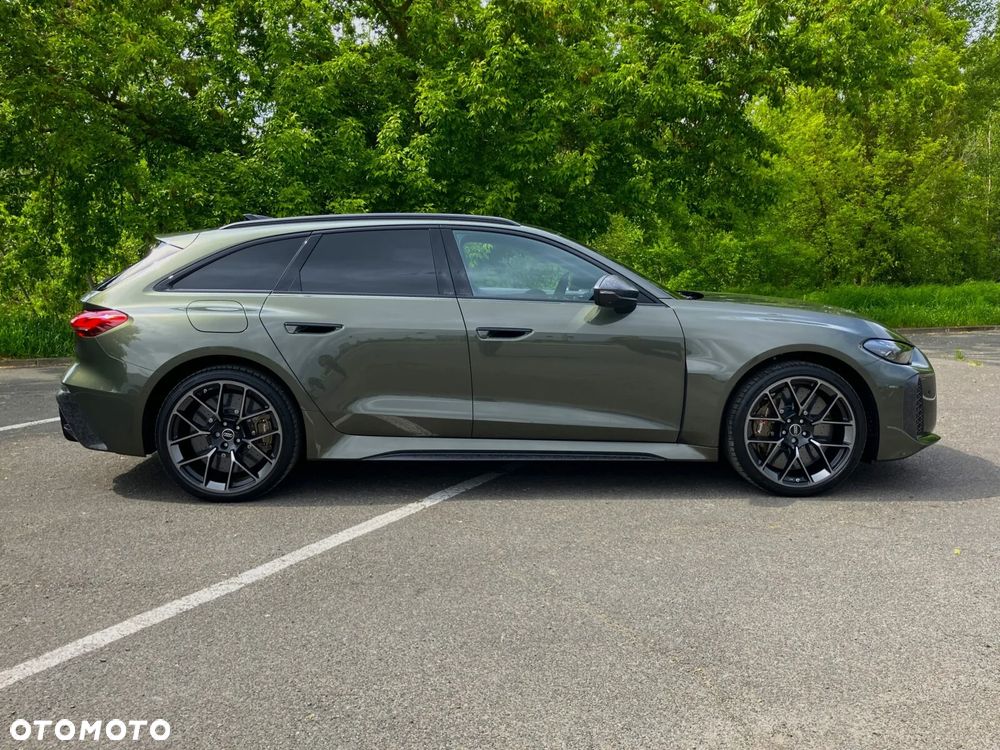 Audi RS5 Avant - 15