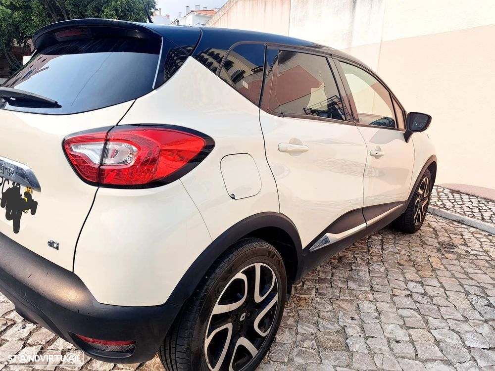 Renault Captur 1.5 dCi Exclusive - 4
