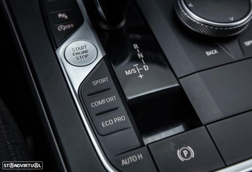 BMW 118 i Auto - 10
