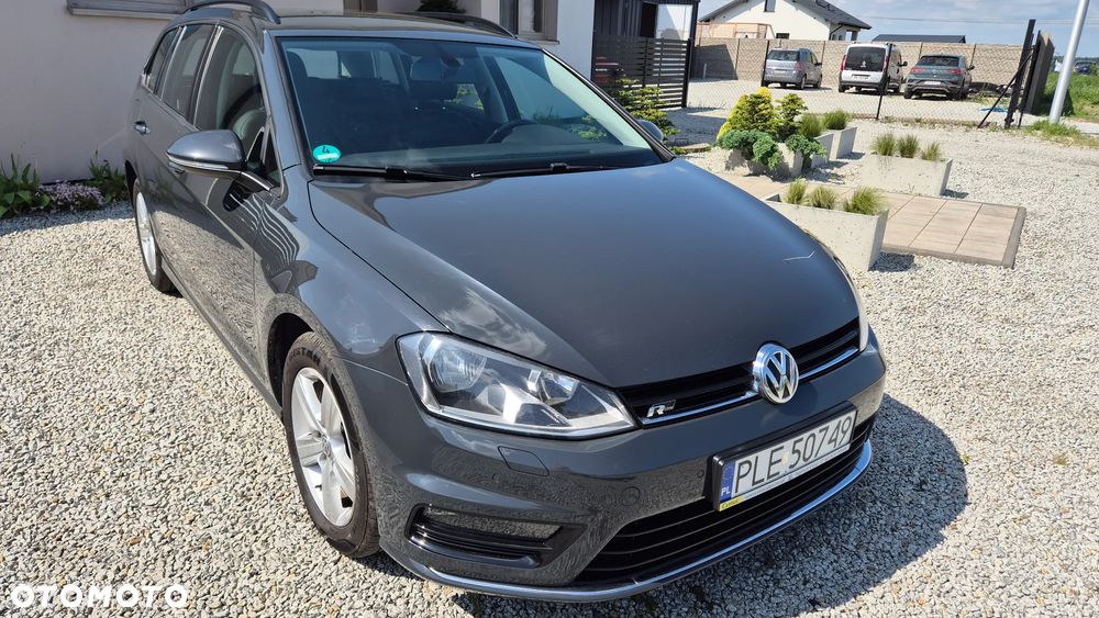 Volkswagen Golf - 10