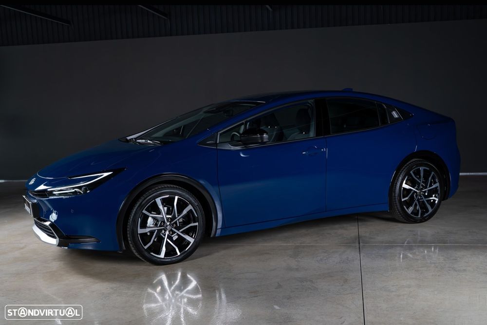 Toyota Prius 2.0 Plug-in Luxury - 52