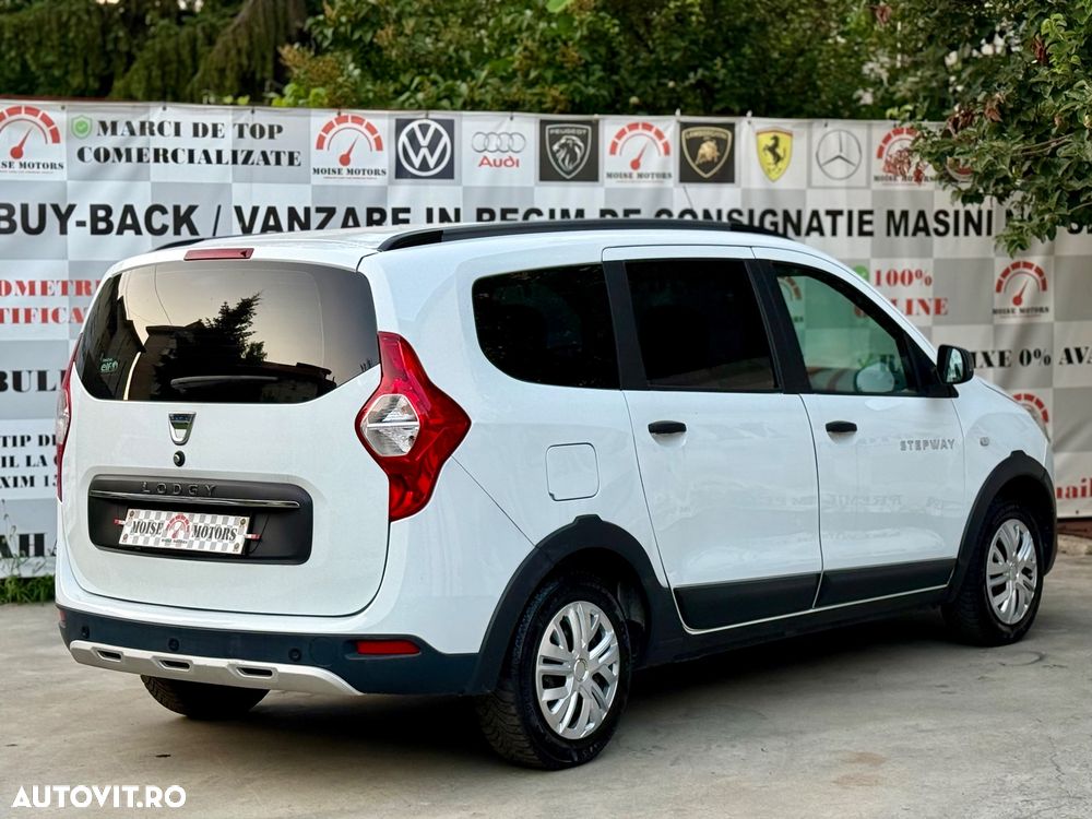 Dacia Lodgy TCe 115 Stepway - 4