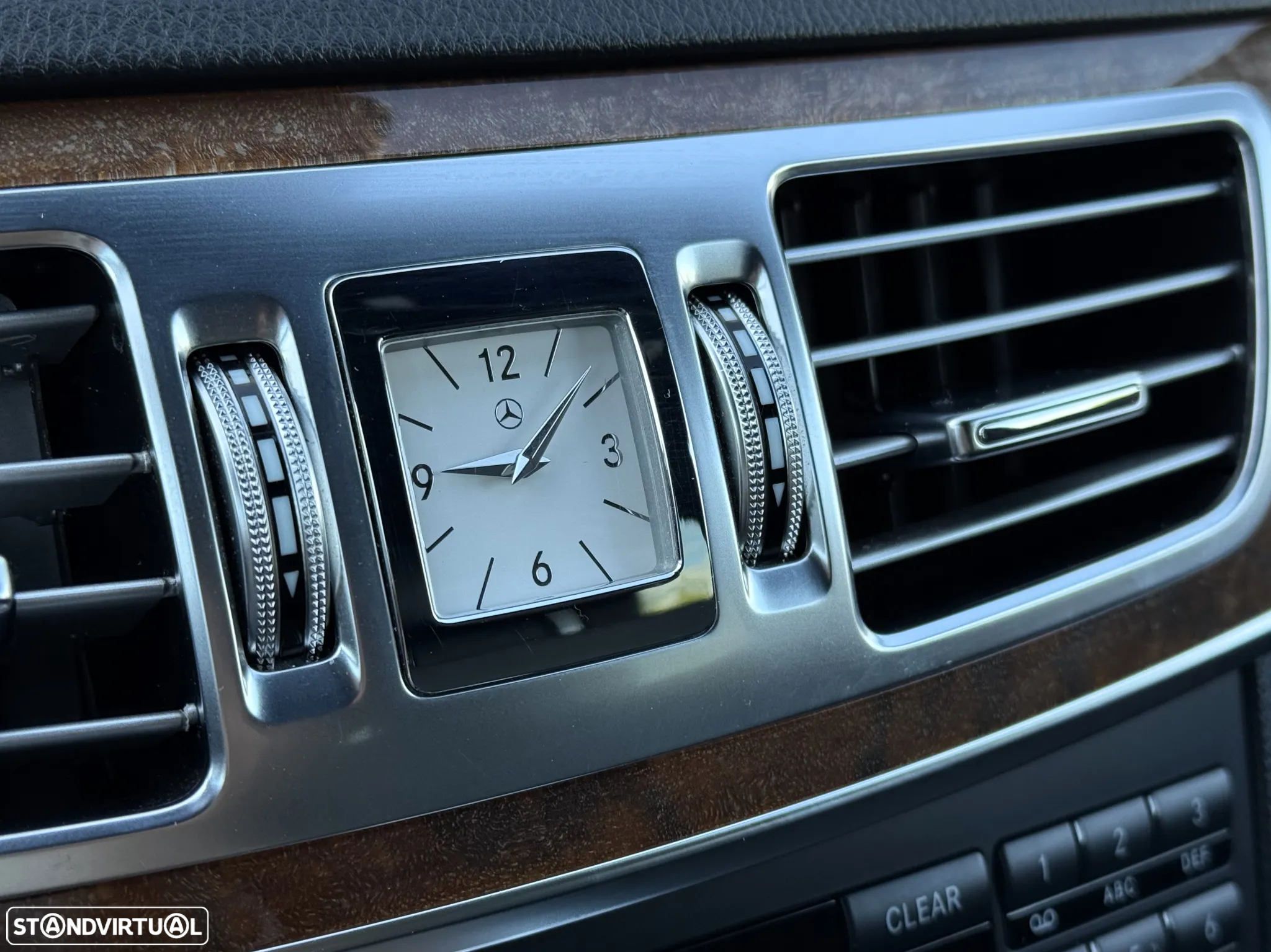 Mercedes-Benz E 350 BlueTEC Elegance BE - 51