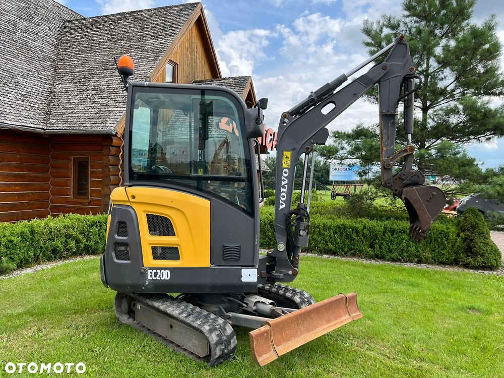 Volvo EC20D - 18
