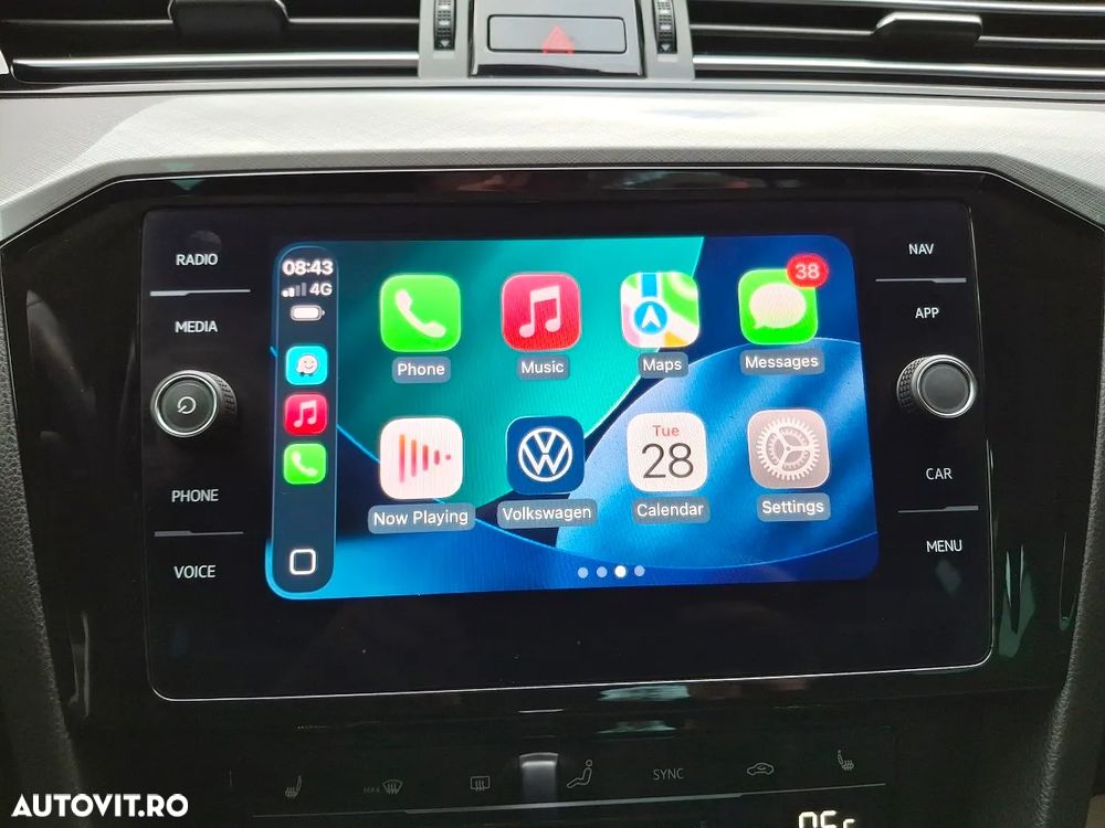 Volkswagen Passat 2.0 TDI DSG Comfortline - 16