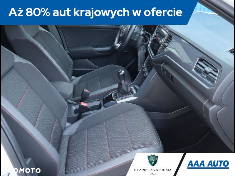 Volkswagen T-Roc - 10
