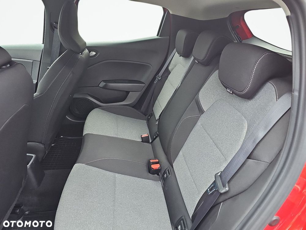 Renault Clio 1.0 TCe Evolution - 22