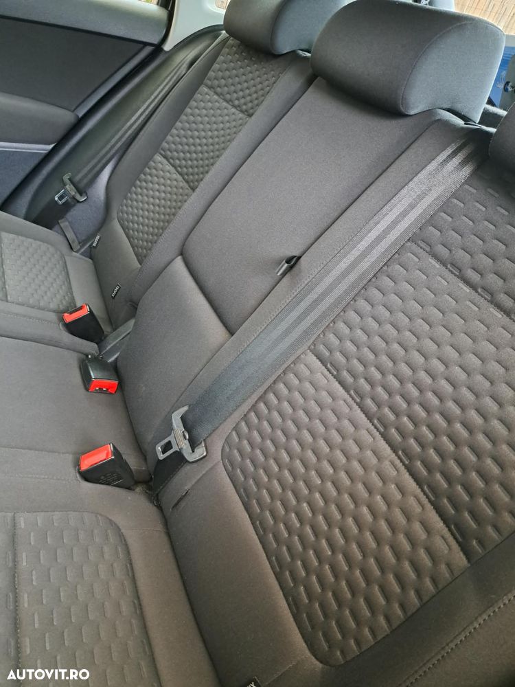 Volkswagen Tiguan - 5