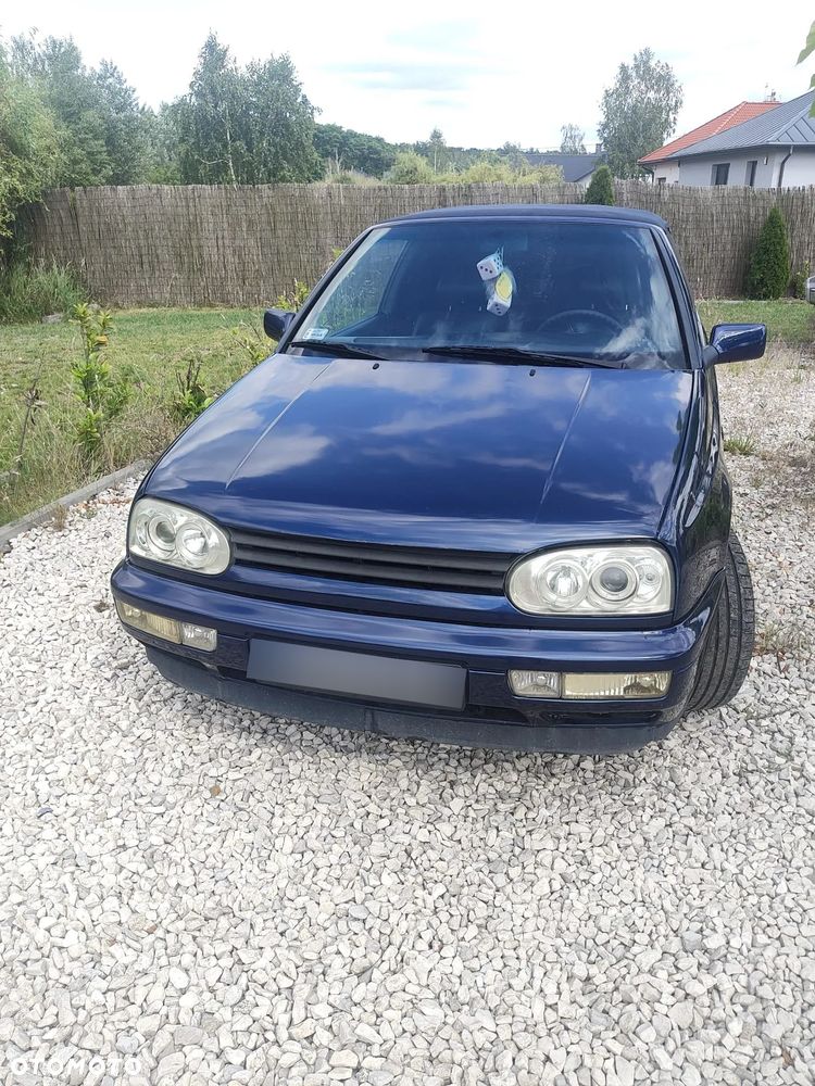 Volkswagen Golf - 2