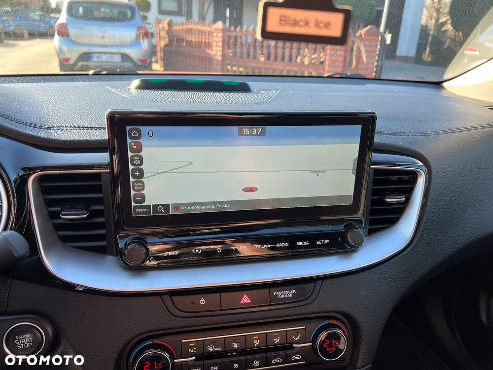 Kia XCeed - 14