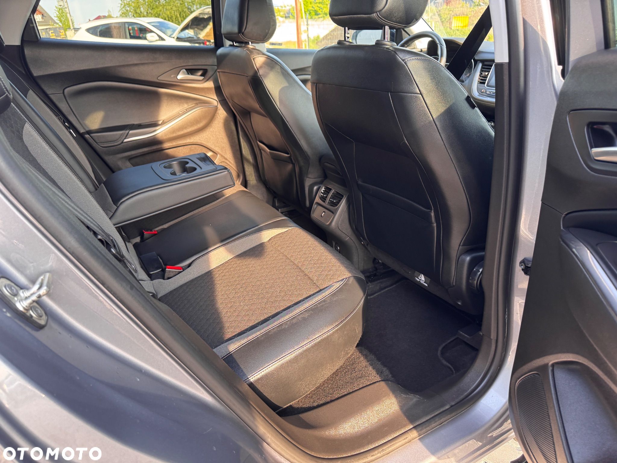 Opel Grandland 1.2 DI Business Edition - 17