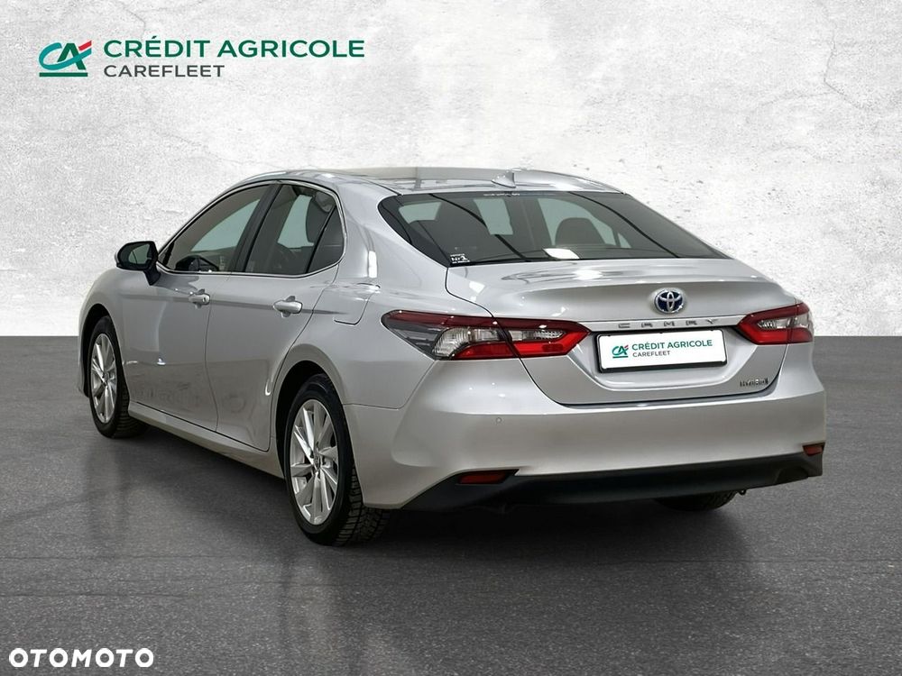Toyota Camry - 8