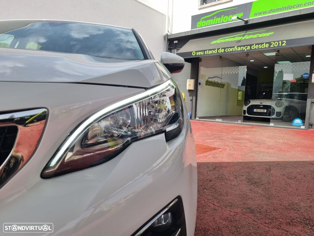 Peugeot 3008 PureTech 130 Stop & Start GPF Active - 4