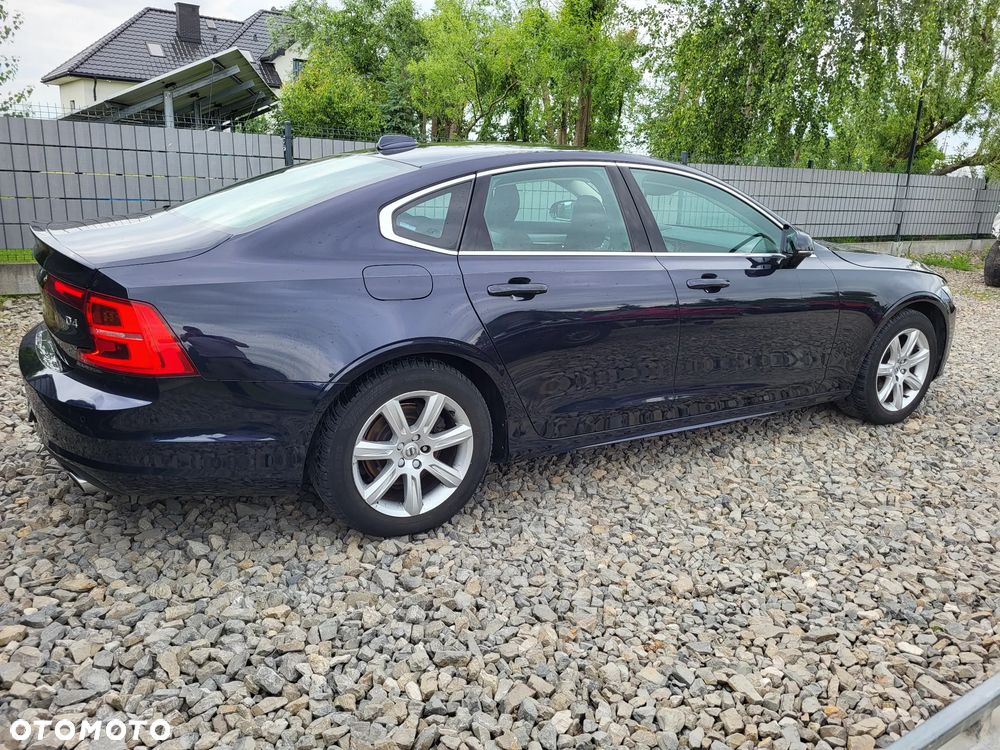 Volvo S90 - 11