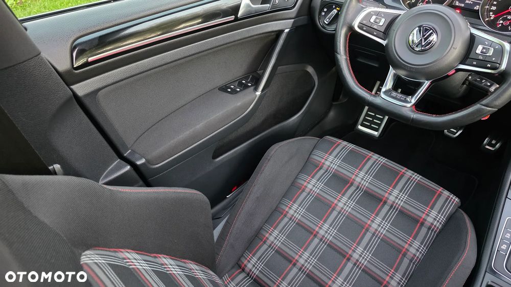 Volkswagen Golf 2.0 TSI BMT GTI - 39