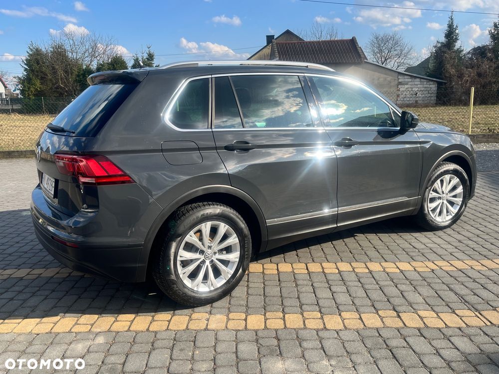 Volkswagen Tiguan - 4
