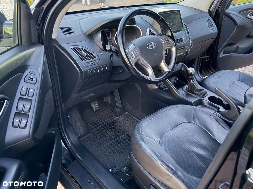 Hyundai ix35 - 12