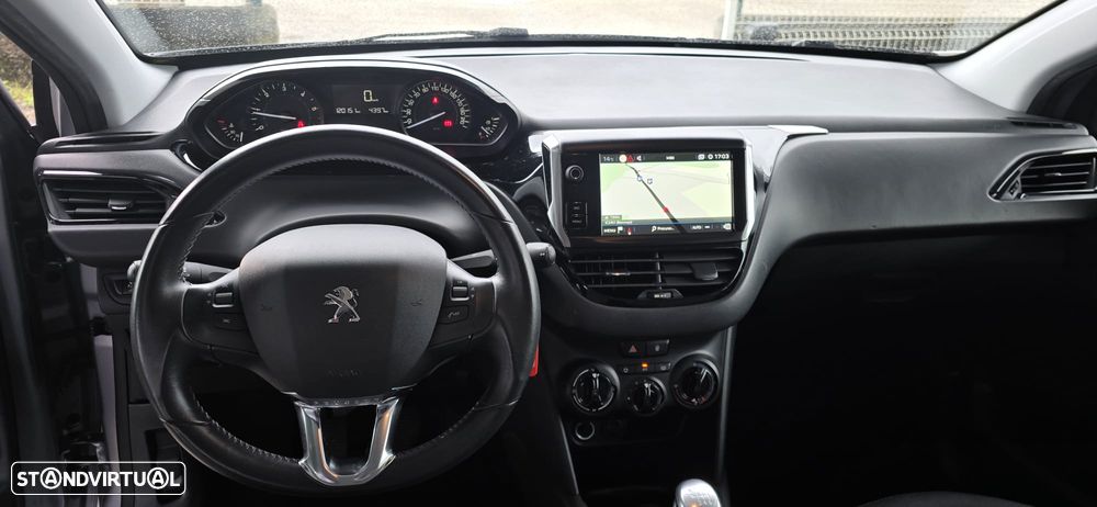 Peugeot 208 1.5 BlueHDi Signature - 16