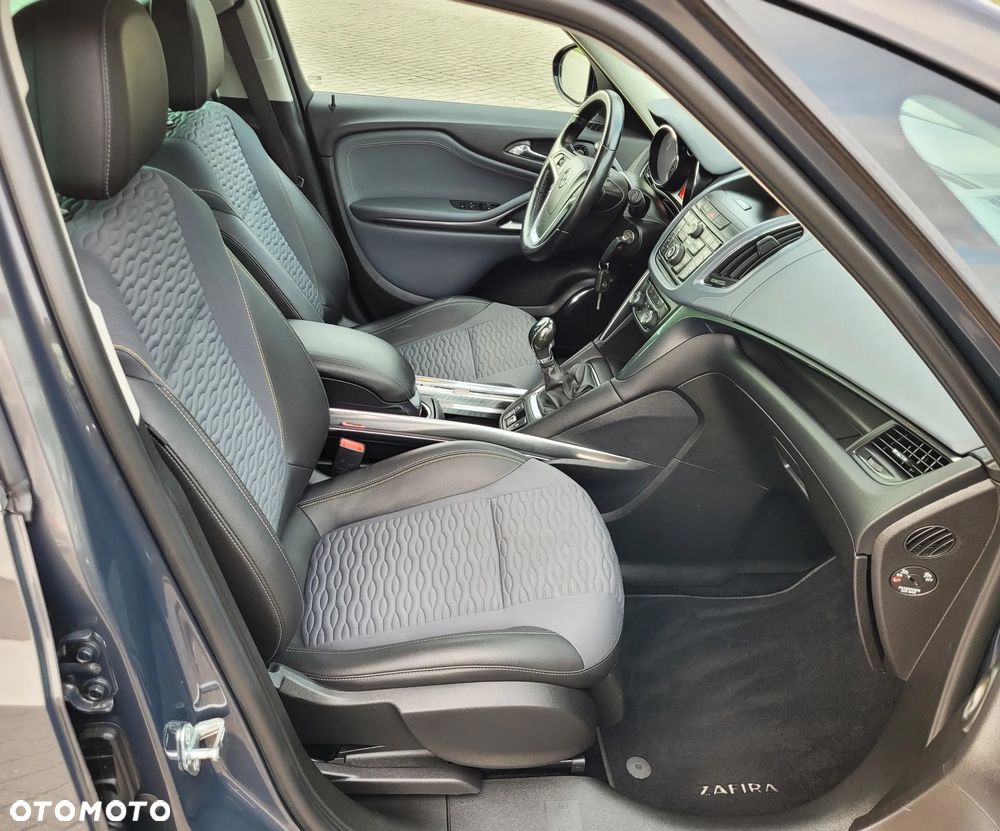 Opel Zafira 1.4 T Cosmo EcoFLEX S&S - 21