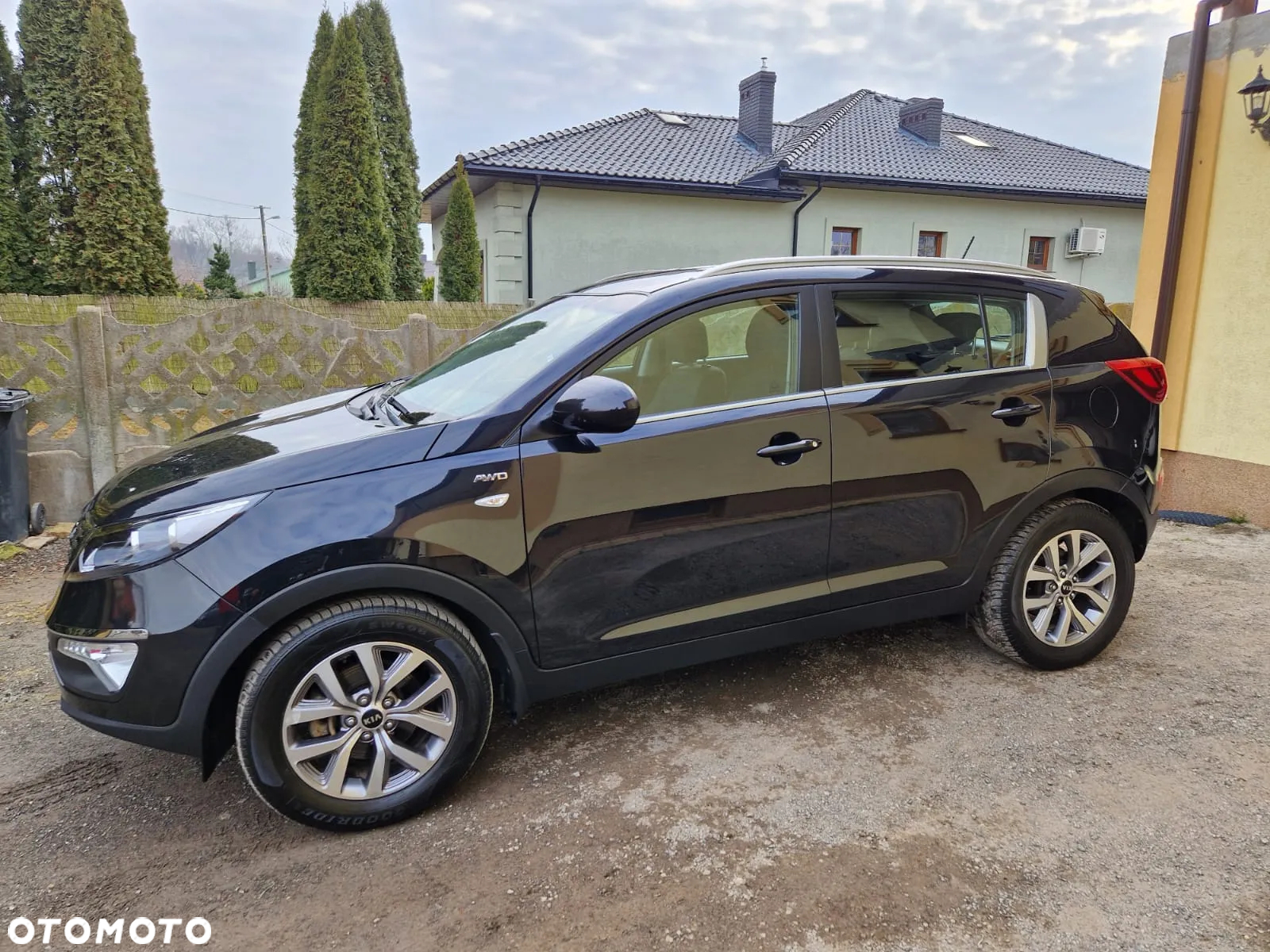 Kia Sportage 2.0 CRDI XL - 3