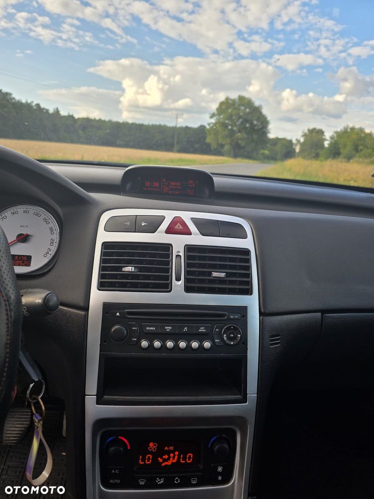 Peugeot 307 1.6 HDI Oxygo - 10