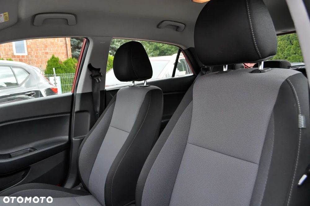 Hyundai i20 - 23