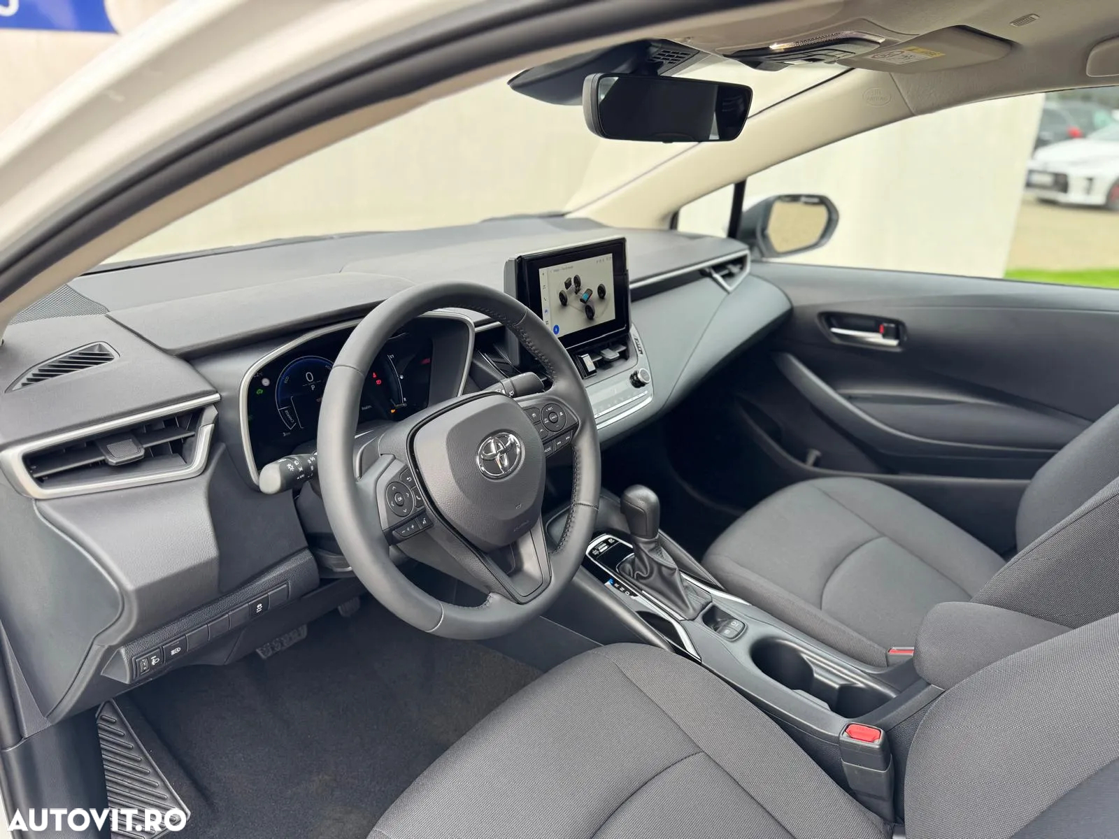 Toyota Corolla 1.8 HSD Eco - 11