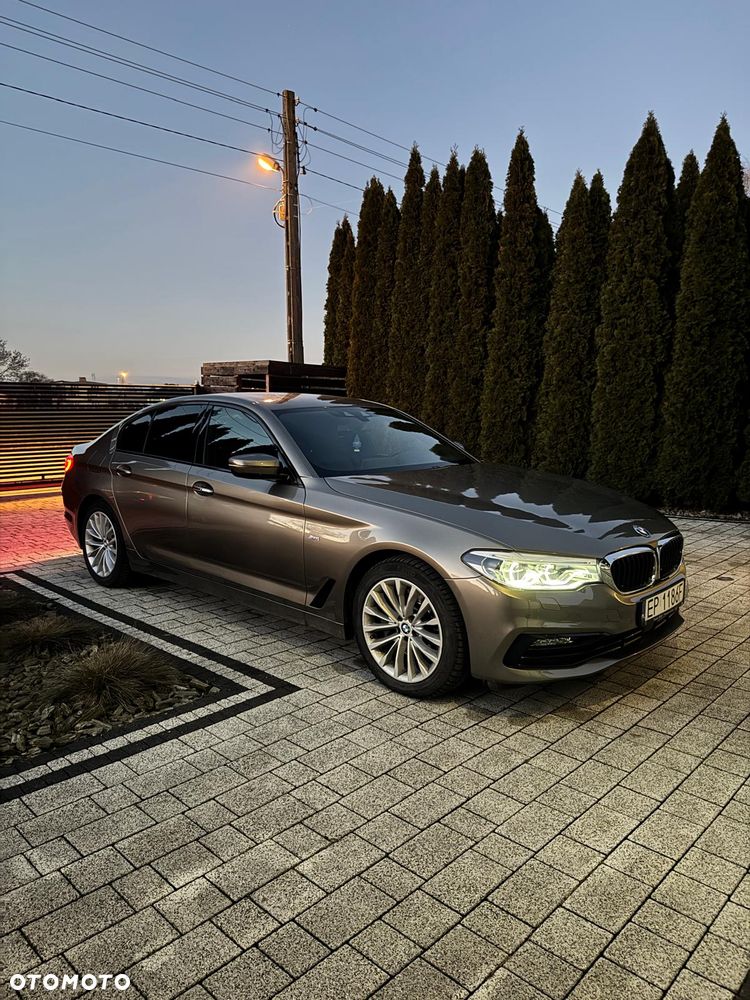 BMW Seria 5 530d Sport Line - 15