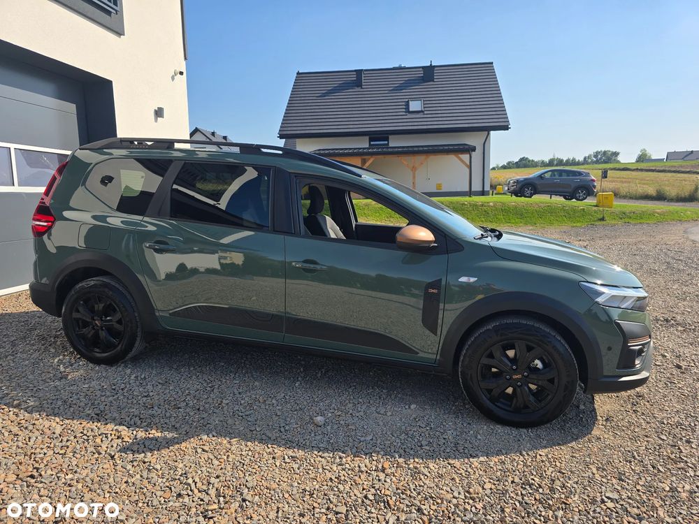 Dacia Jogger 1.6 Full Hybrid 140 Extreme MMT - 4
