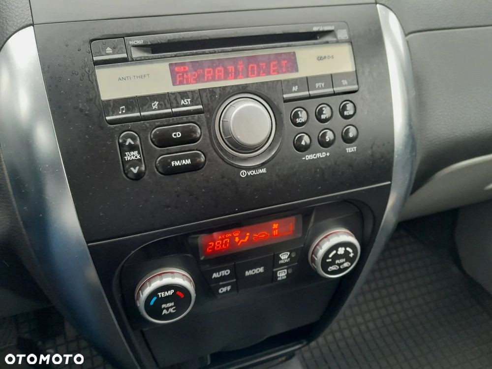 Suzuki SX4 1.6 VVT 4x2 City - 16