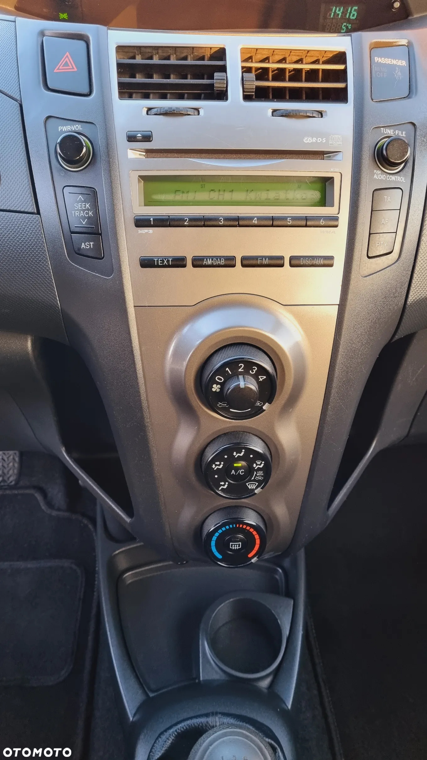 Toyota Yaris 1.0 Active - 16