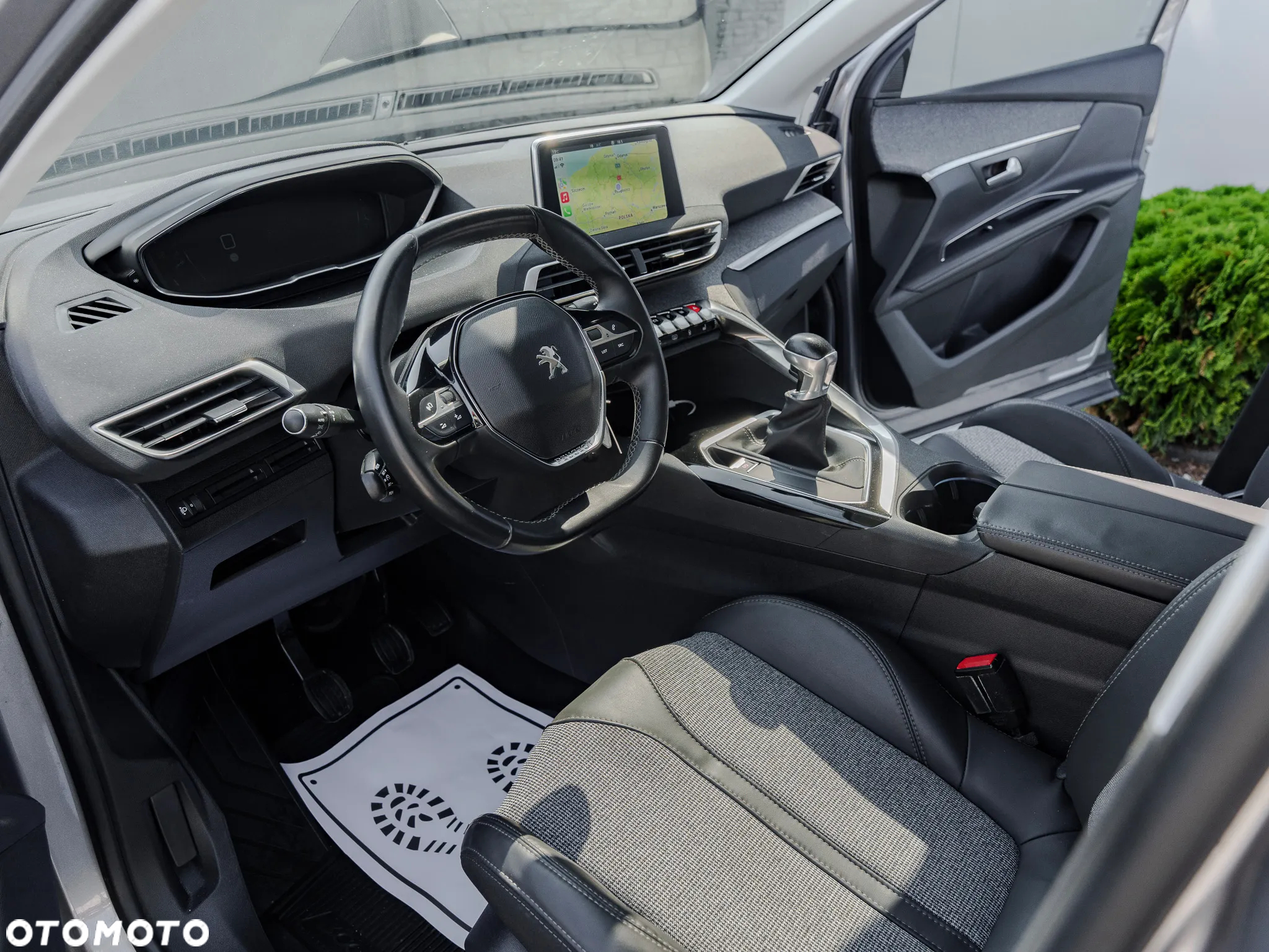 Peugeot 3008 1.6 BlueHDi Allure S&S - 18