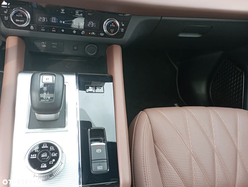 Mitsubishi Outlander Instyle Plus - 8