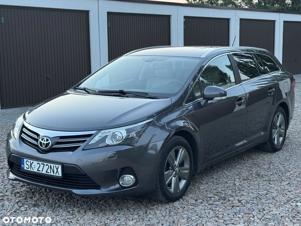Toyota Avensis - 34