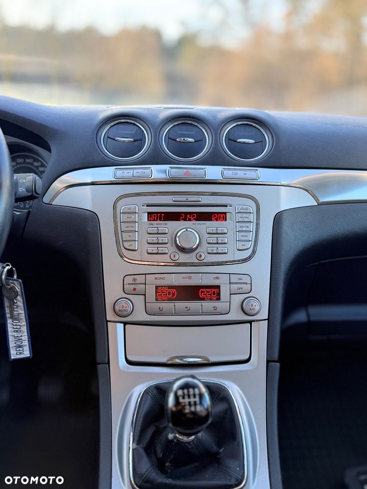 Ford S-Max 2.0 TDCi DPF Business Edition - 10