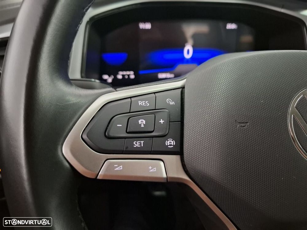 VW T-Roc 1.0 TSI Urban - 21
