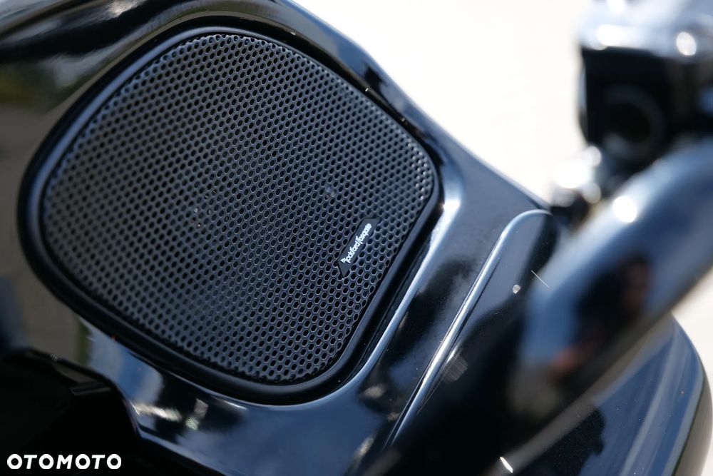 Harley-Davidson Touring Road Glide - 19