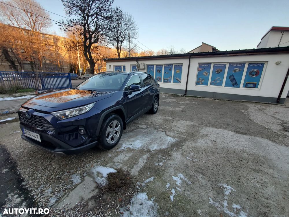 Toyota RAV4 - 4