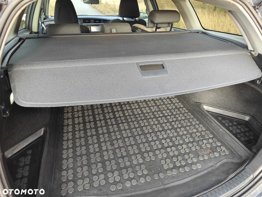 Toyota Auris 1.4 D-4D Premium Comfort - 23