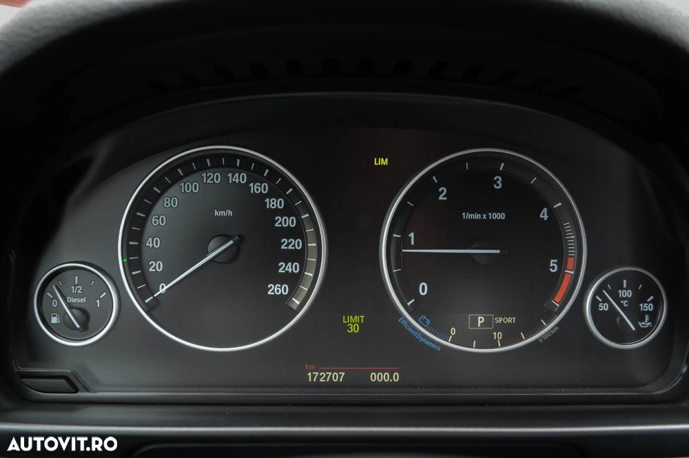 BMW Seria 5 520d Aut. Modern Line - 22