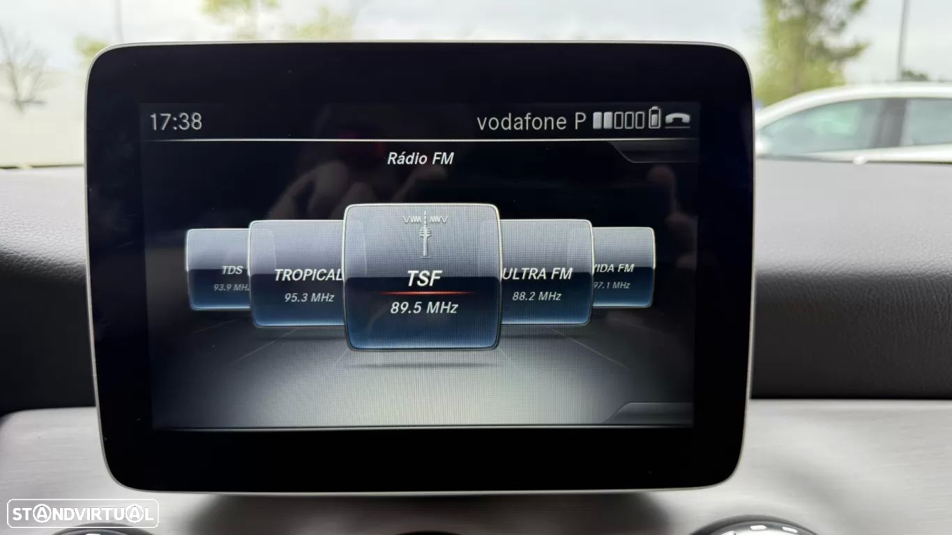 Mercedes-Benz GLA 180 CDi AMG Line - 23
