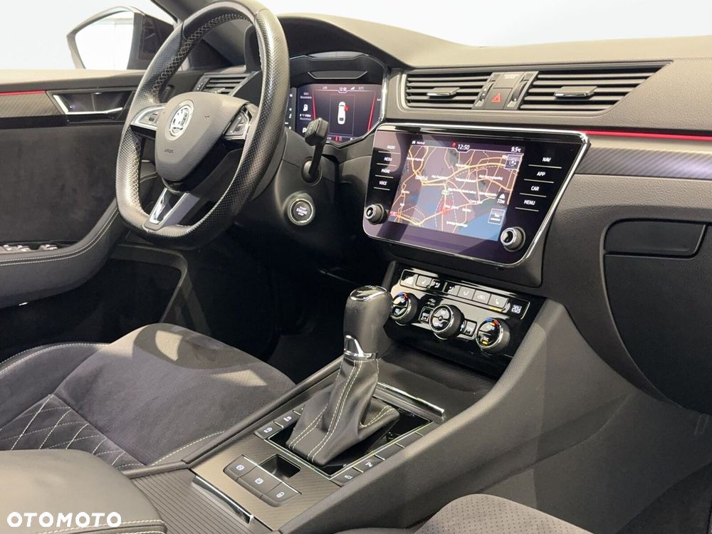 Skoda Superb 2.0 TSI Sportline DSG - 21