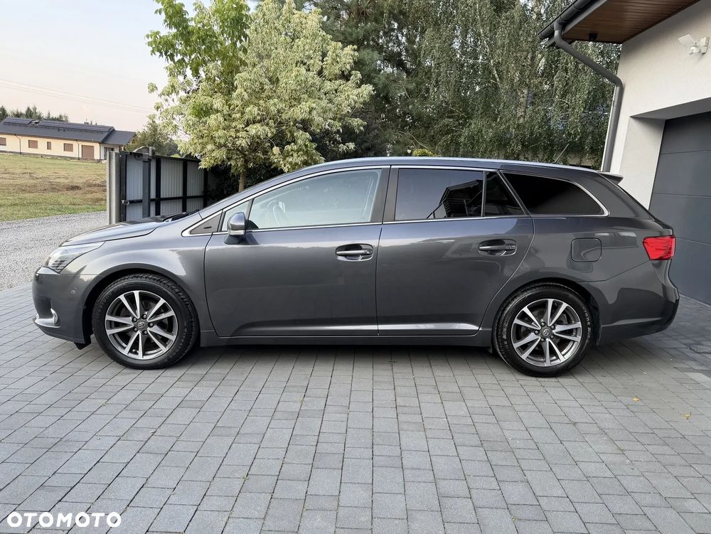 Toyota Avensis 1.8 Prestige - 15