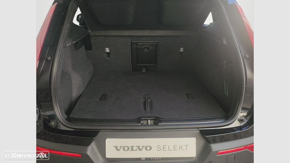 Volvo XC 40 2.0 B3 Core - 15