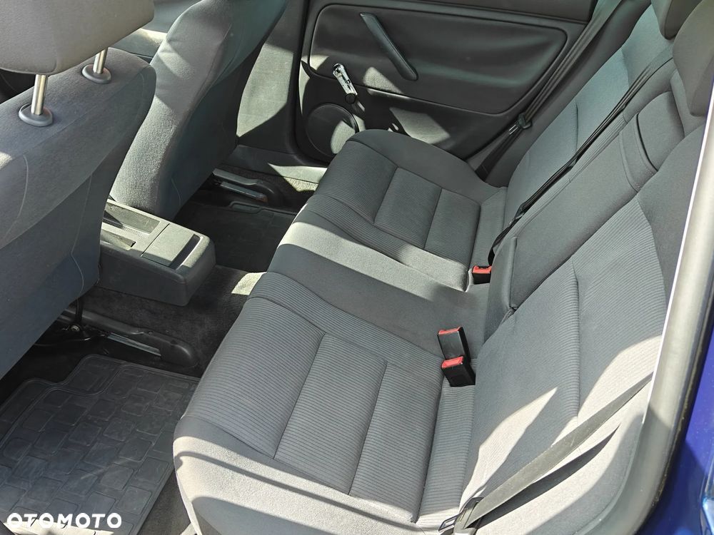 Volkswagen Passat 2.0 Comfortline - 9