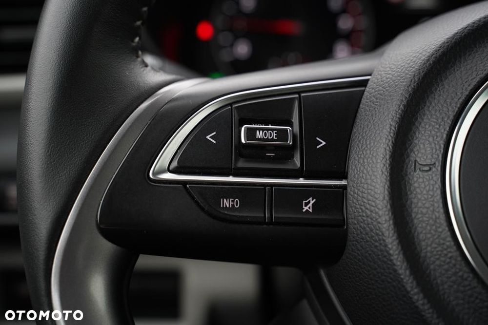 Suzuki Swift 1.2 Dualjet SHVS Premium Plus - 8